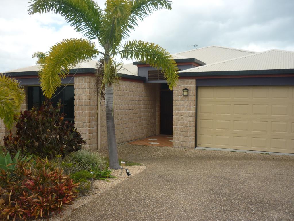 19 Sandringham Cl, Telina, QLD 4680