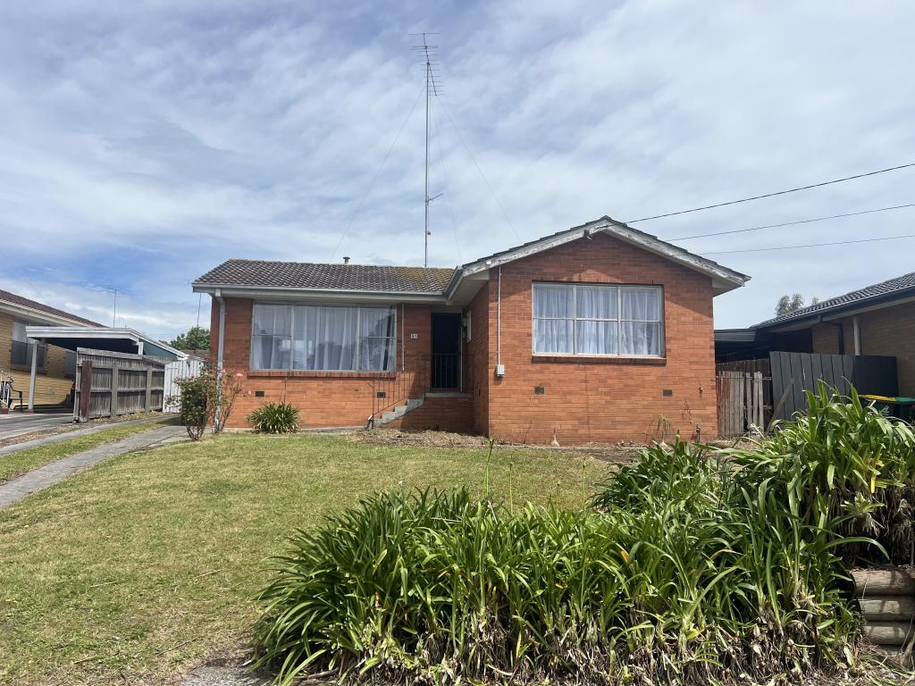 51 Walker Pde, Churchill, VIC 3842