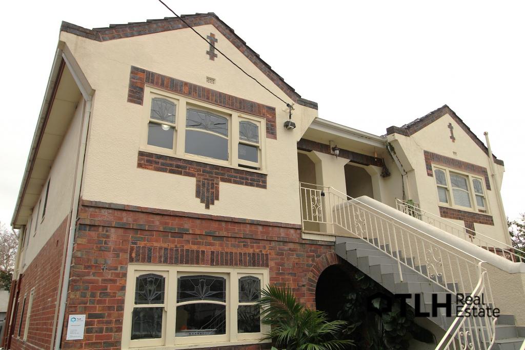 3/4 Bundalohn Ct, St Kilda, VIC 3182