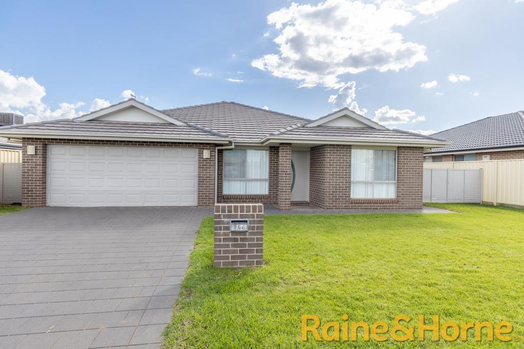 24 Hindmarsh Esp, Dubbo, NSW 2830