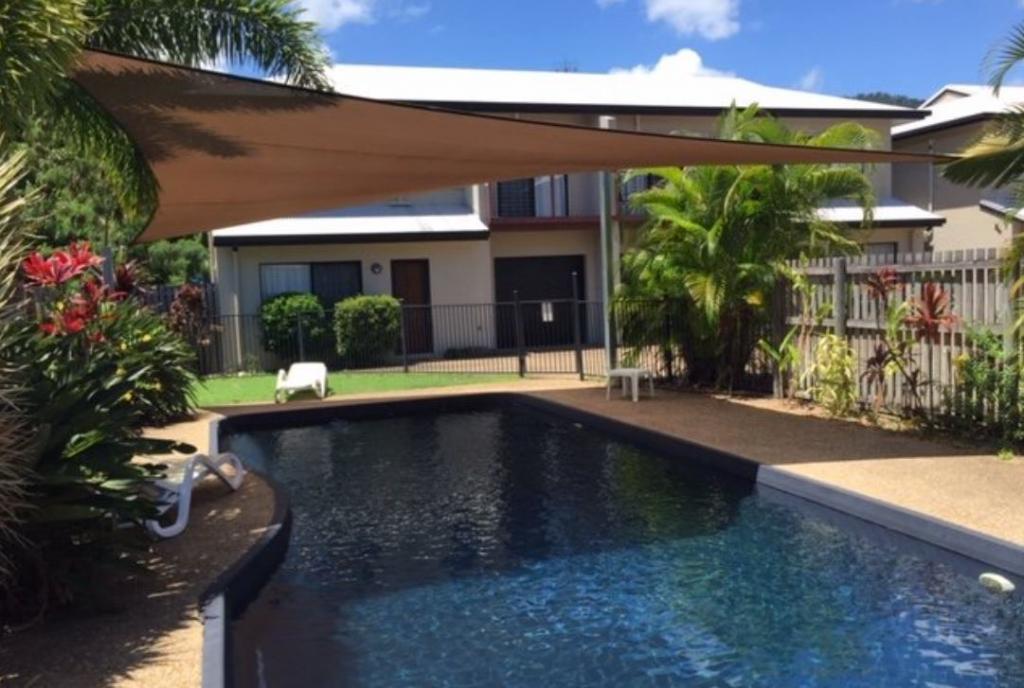 5/5 ERROMANGO DR, JUBILEE POCKET, QLD 4802