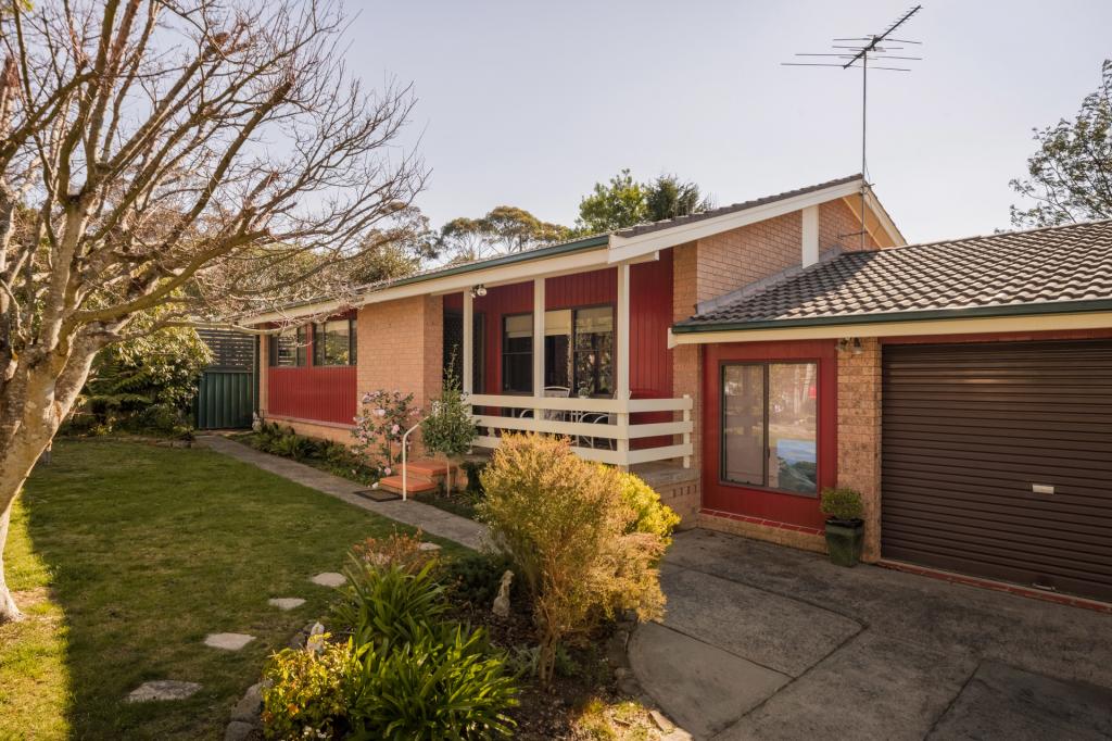 194 Govetts Leap Rd, Blackheath, NSW 2785