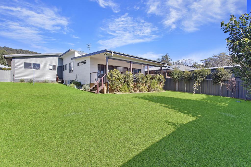 24 Fairwinds Ave, Lakewood, NSW 2443