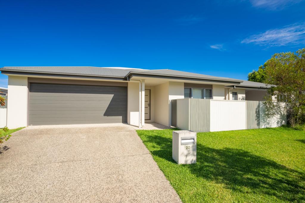 32 Viola Sq, Peregian Springs, QLD 4573