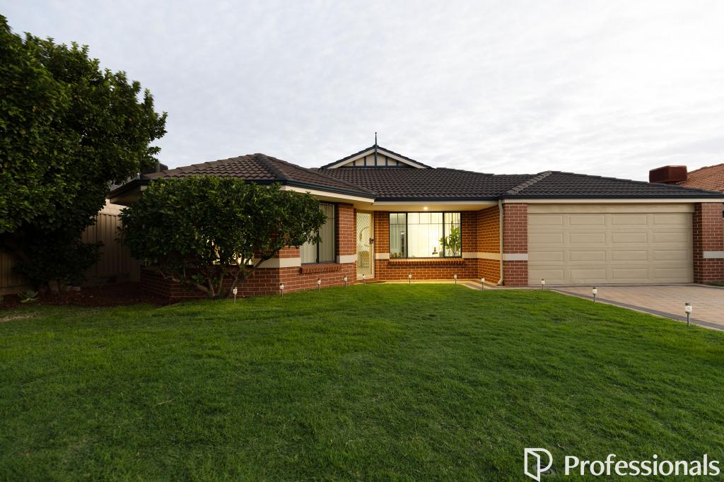 18 Giglia Dr, Sinagra, WA 6065