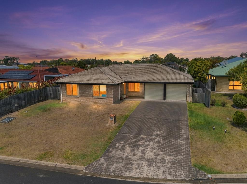 4 BLACKALL CT, TORQUAY, QLD 4655