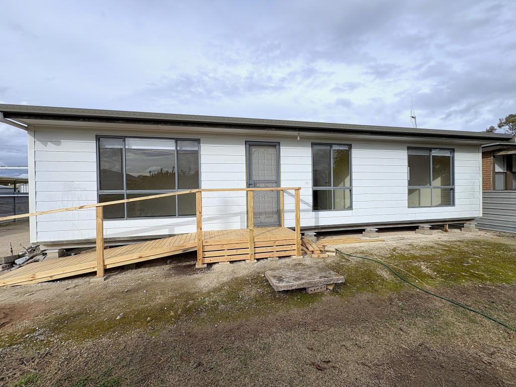 6a Second St, Bordertown, SA 5268