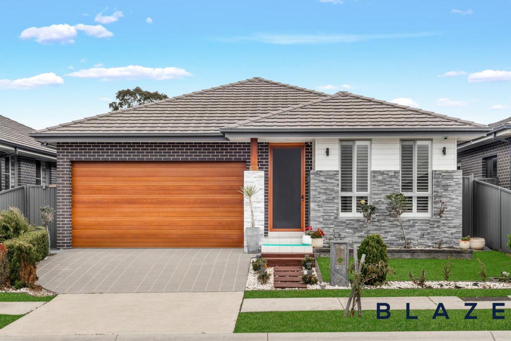 25 Bravo Ave, Middleton Grange, NSW 2171