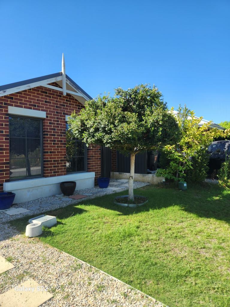 23 Durleigh Rd, Aveley, WA 6069