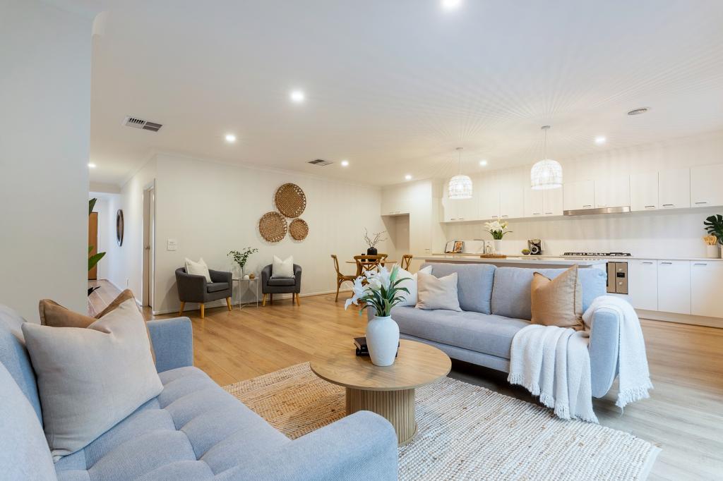 7 Guddi Ct, Greenvale, VIC 3059