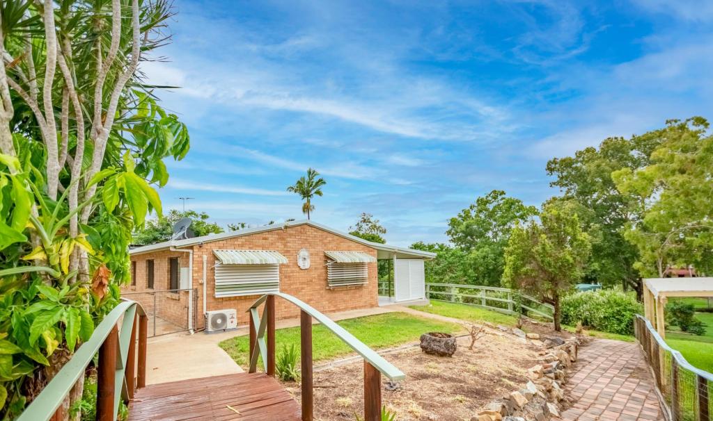 6 Reservoir Lane, The Range, QLD 4700