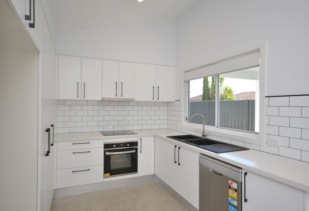 211a Ocean Beach Rd, Woy Woy, NSW 2256