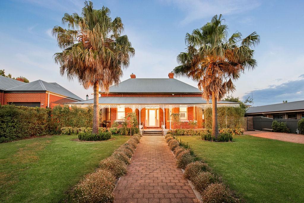 640 OLIVE ST, ALBURY, NSW 2640