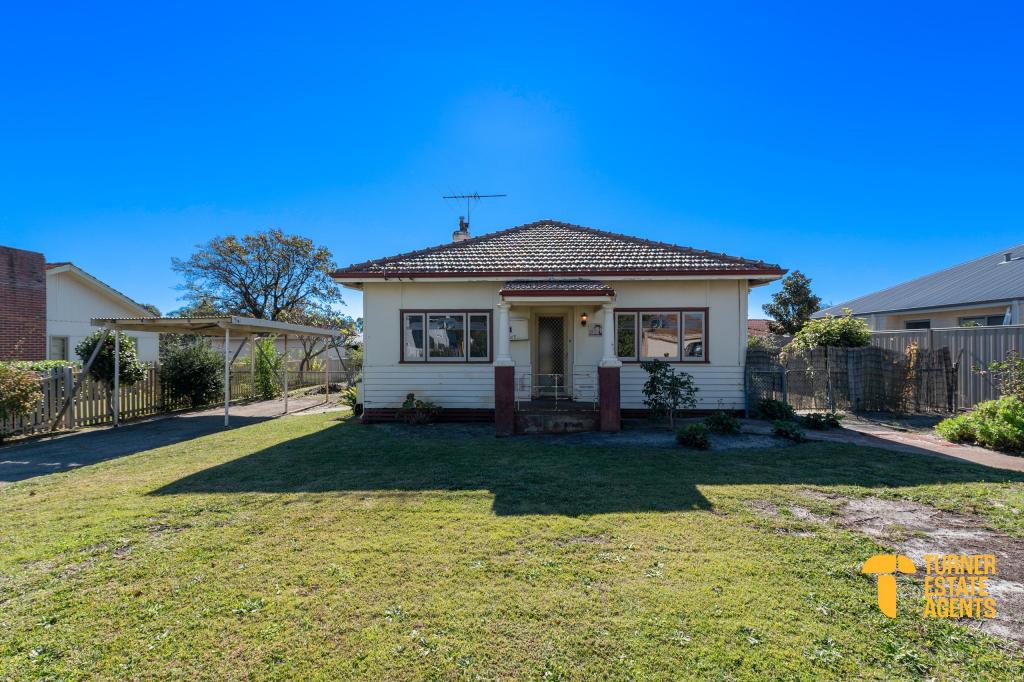 123 Kitchener Rd, Alfred Cove, WA 6154