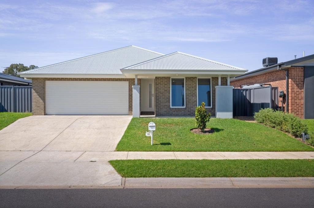 130 Birchgrove Cres, Thurgoona, NSW 2640