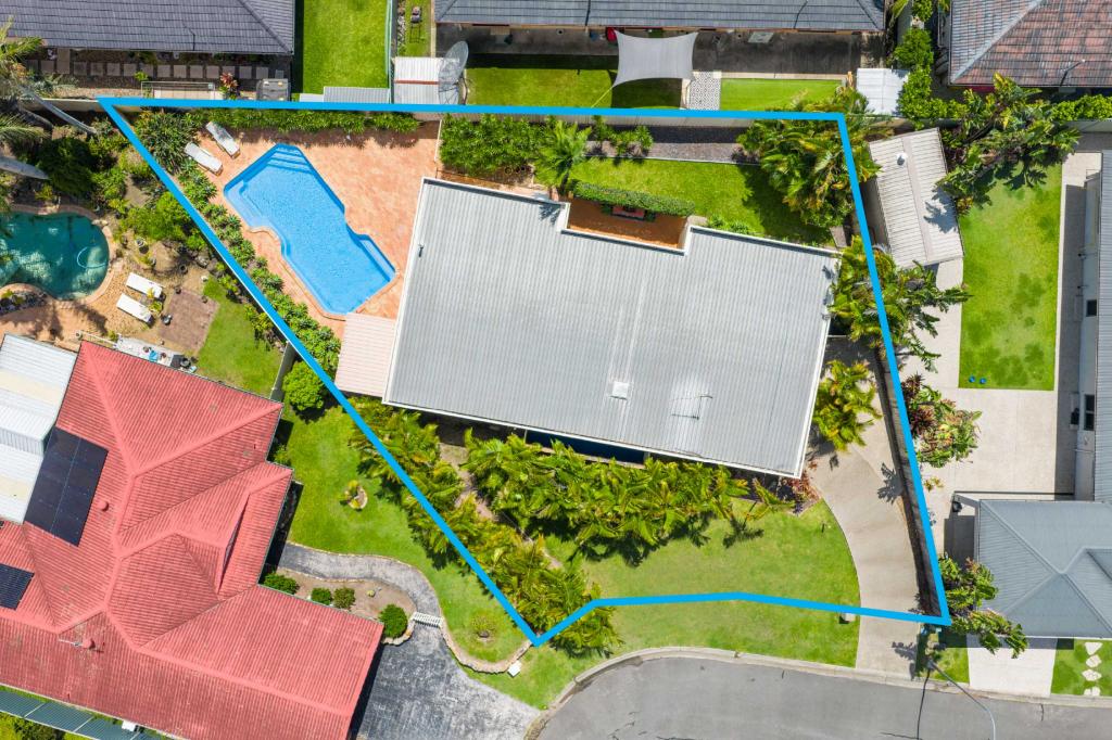 13 West Lynn, Benowa, QLD 4217