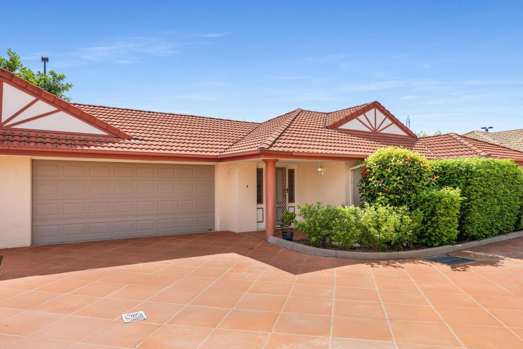 4/12 ANGEL ST, EIGHT MILE PLAINS, QLD 4113