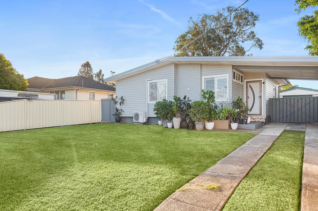 18 Fleetwood Cres, Warilla, NSW 2528
