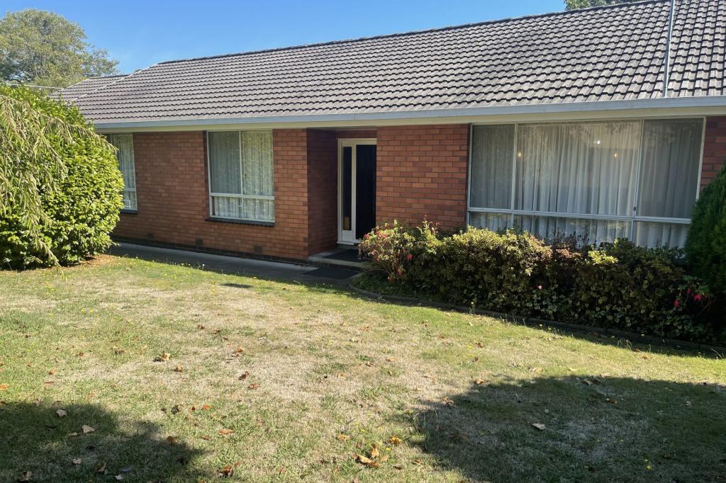 2/22 GILES RD, TRAFALGAR, VIC 3824