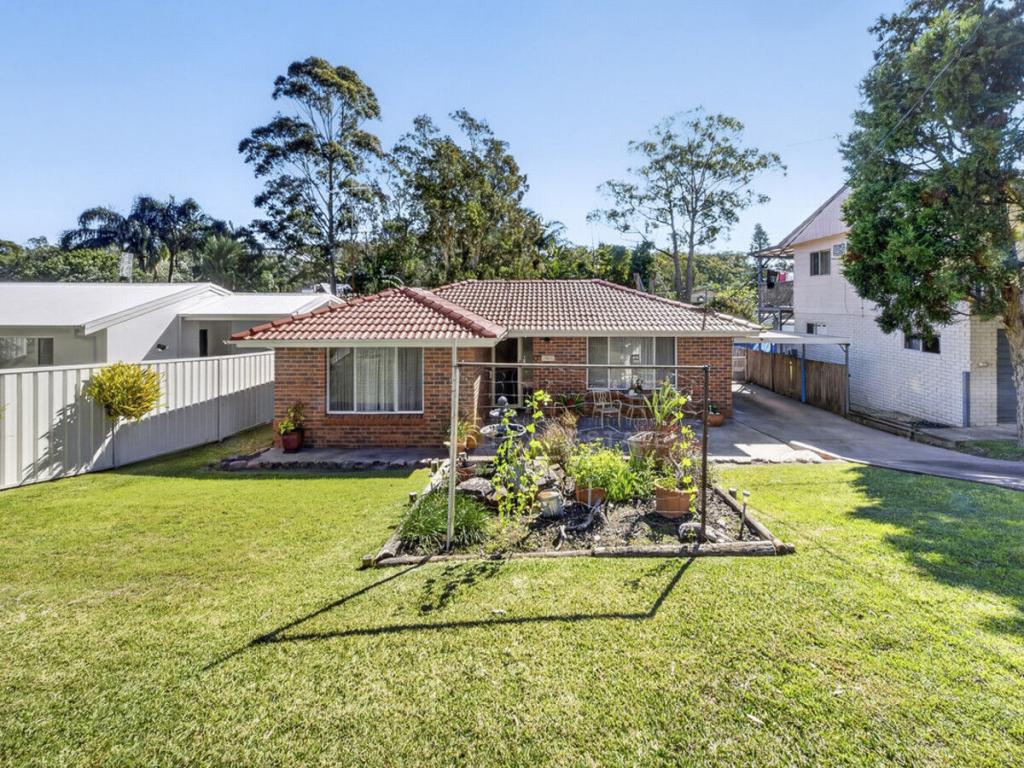 8 Mary St, Soldiers Point, NSW 2317