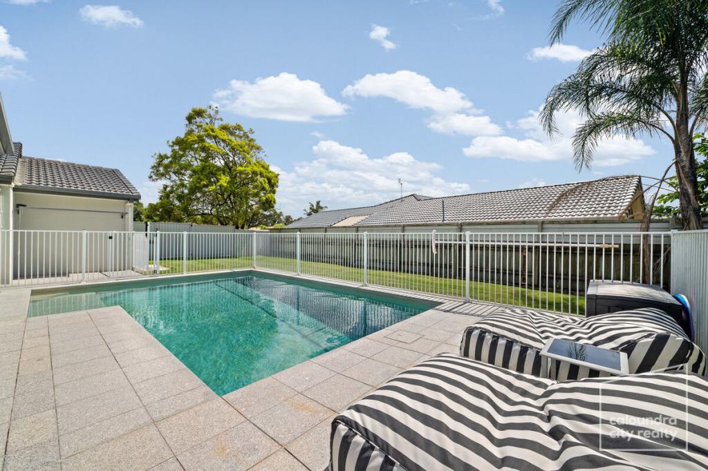 7 Bellevue Dr, Little Mountain, QLD 4551