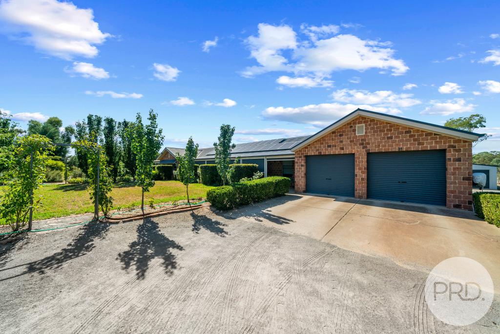 31-33 Orr St, Coolamon, NSW 2701