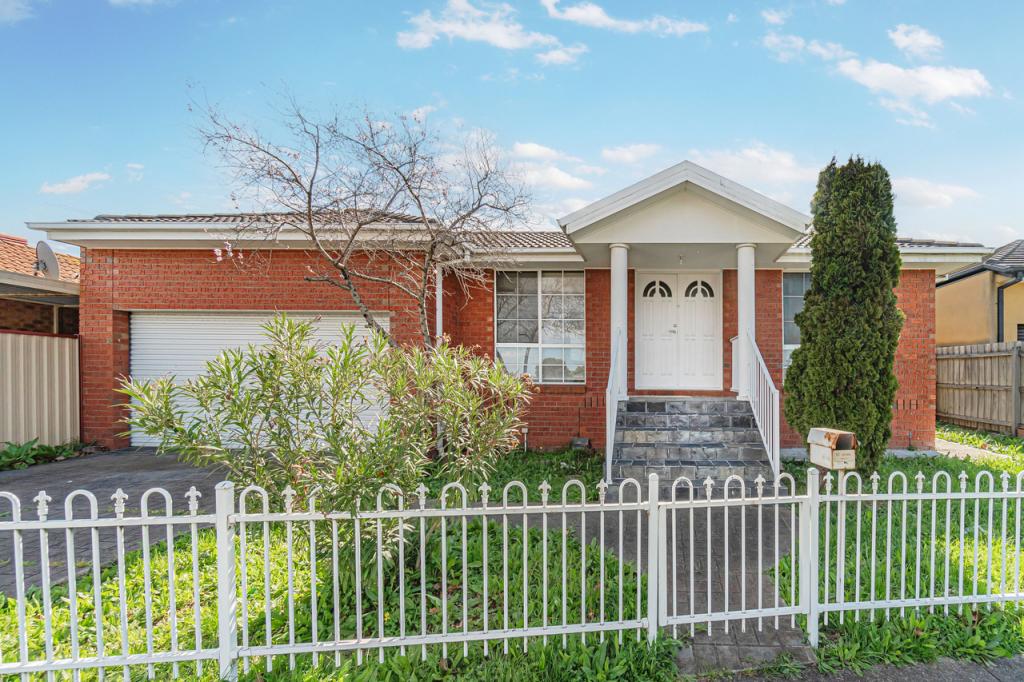 32 Paringa Bvd, Meadow Heights, VIC 3048