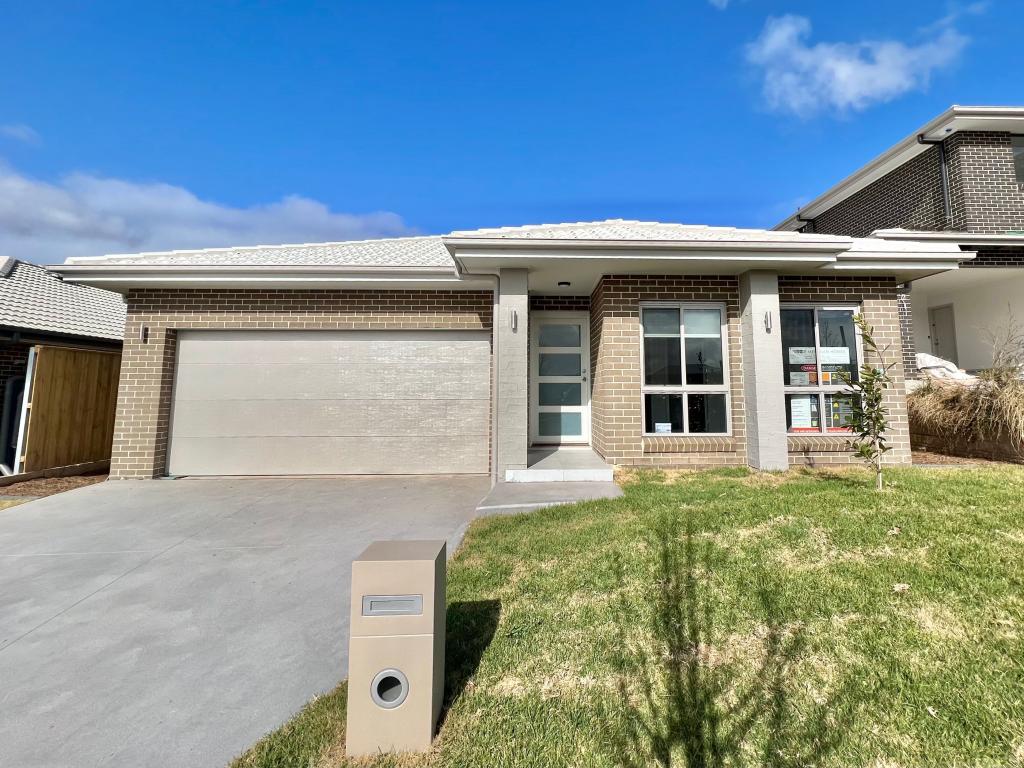 38 Eurythmic St, Menangle Park, NSW 2563