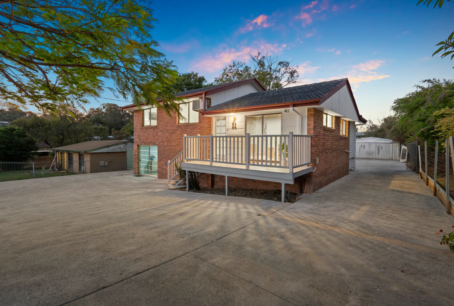 21 Glen Avon Dr, Redbank Plains, QLD 4301