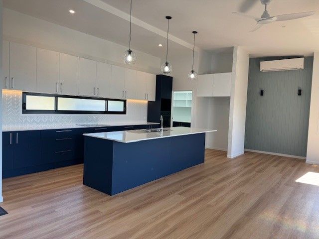 9 Albatross Ave, Nambour, QLD 4560