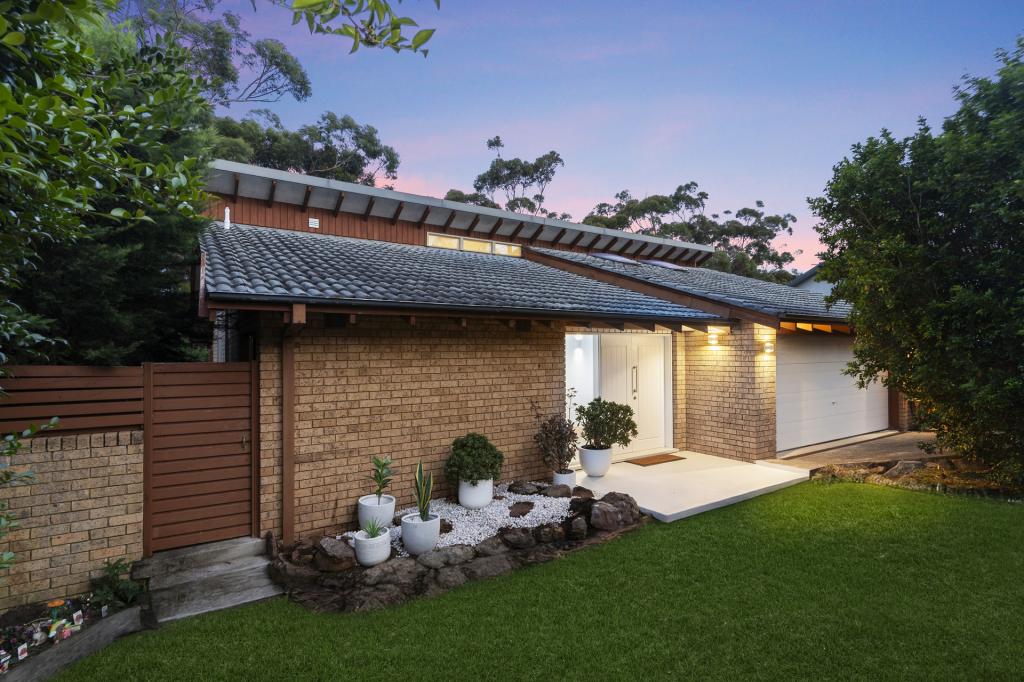 10 KIMBERLEY PL, GYMEA BAY, NSW 2227