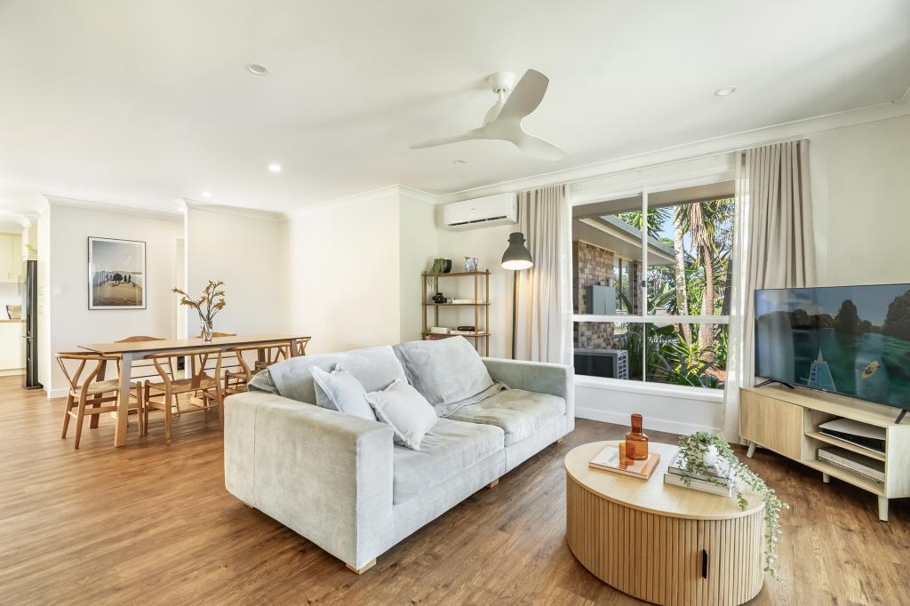 2/6 CHAUVEL CL, SKENNARS HEAD, NSW 2478