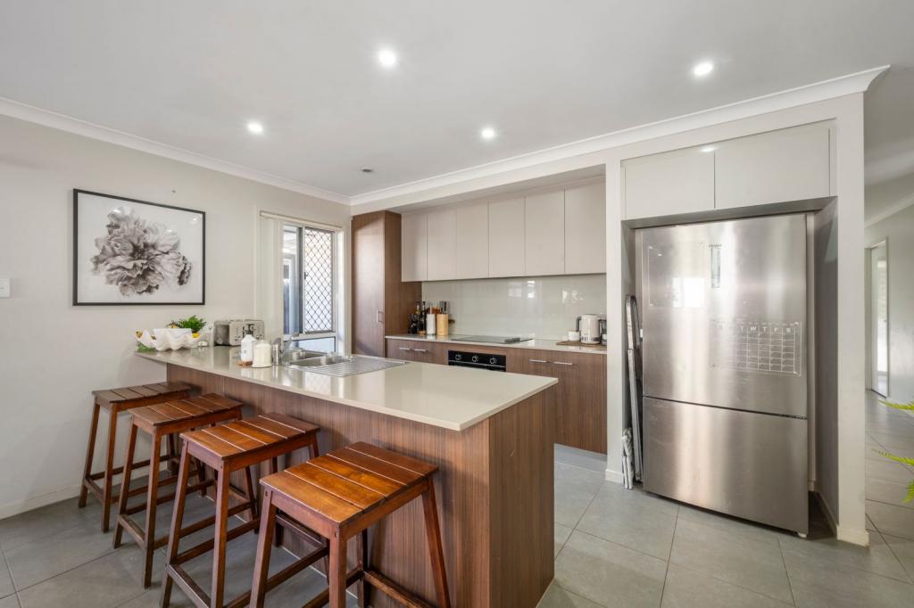 7 Saint Helen Cres, Warner, QLD 4500