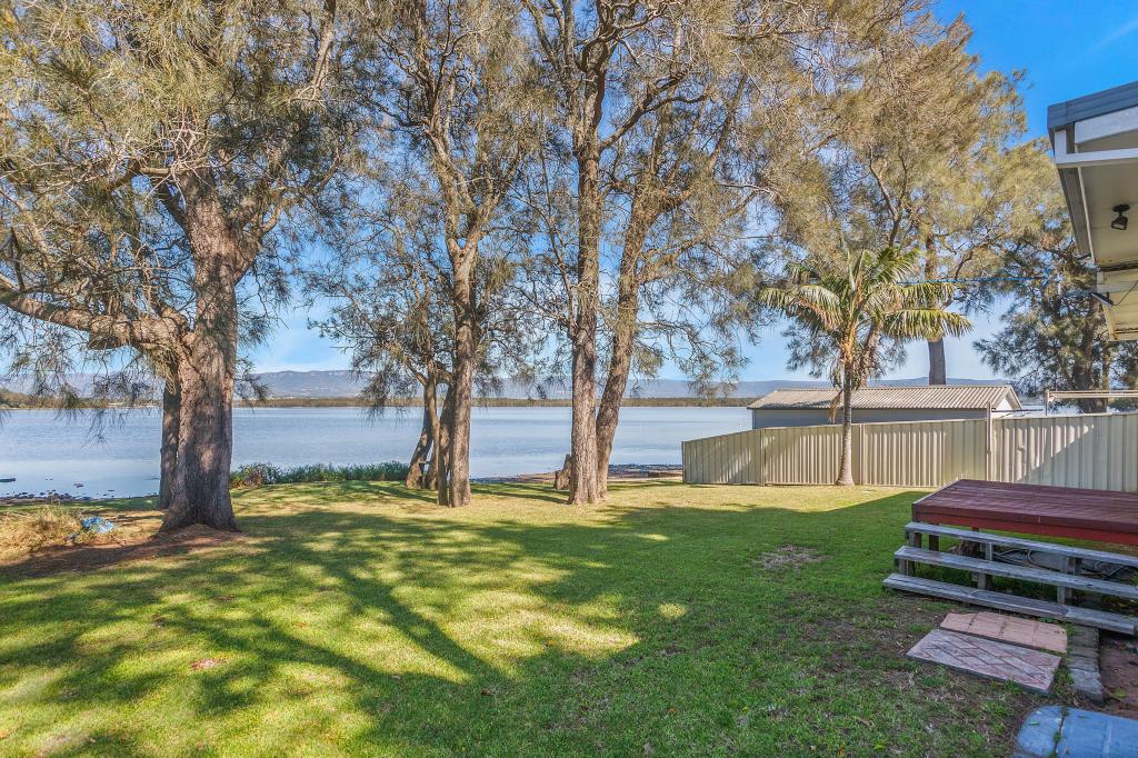 15 The Boulevarde, Oak Flats, NSW 2529