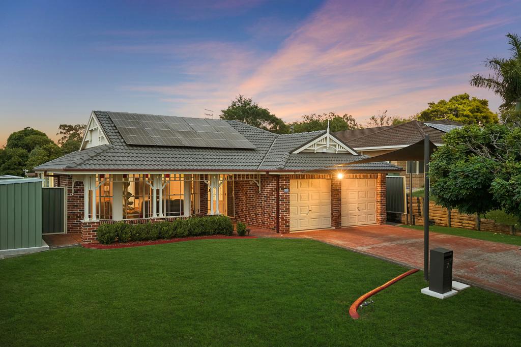 7 Kato Cl, Kanwal, NSW 2259