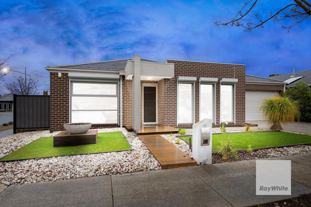 13 Sunningdale Dr, Hillside, VIC 3037