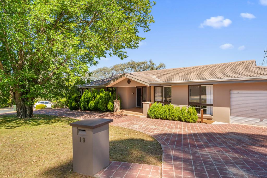 19 Liffey Cct, Kaleen, ACT 2617