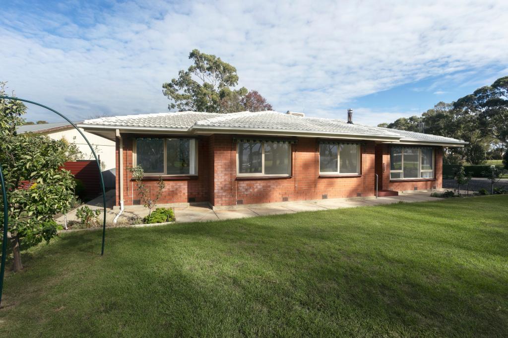 44 Victoria Pde, Bordertown, SA 5268
