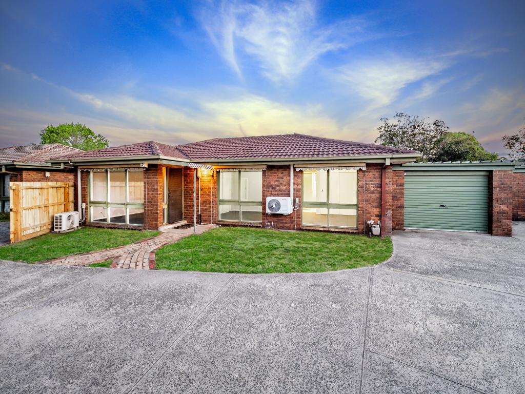 2/15 Tucker St, Cranbourne, VIC 3977