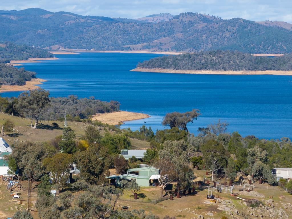 575 OAKY CREEK RD, WYANGALA, NSW 2808