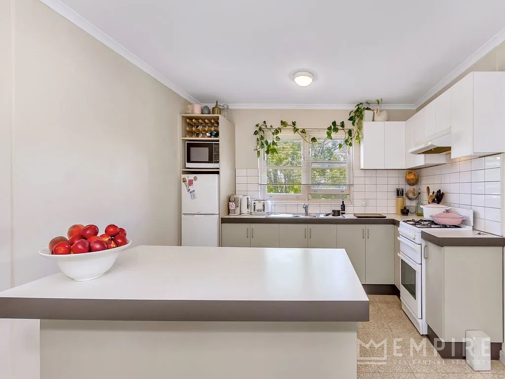 10/106 MCDONALD ST, COMO, WA 6152
