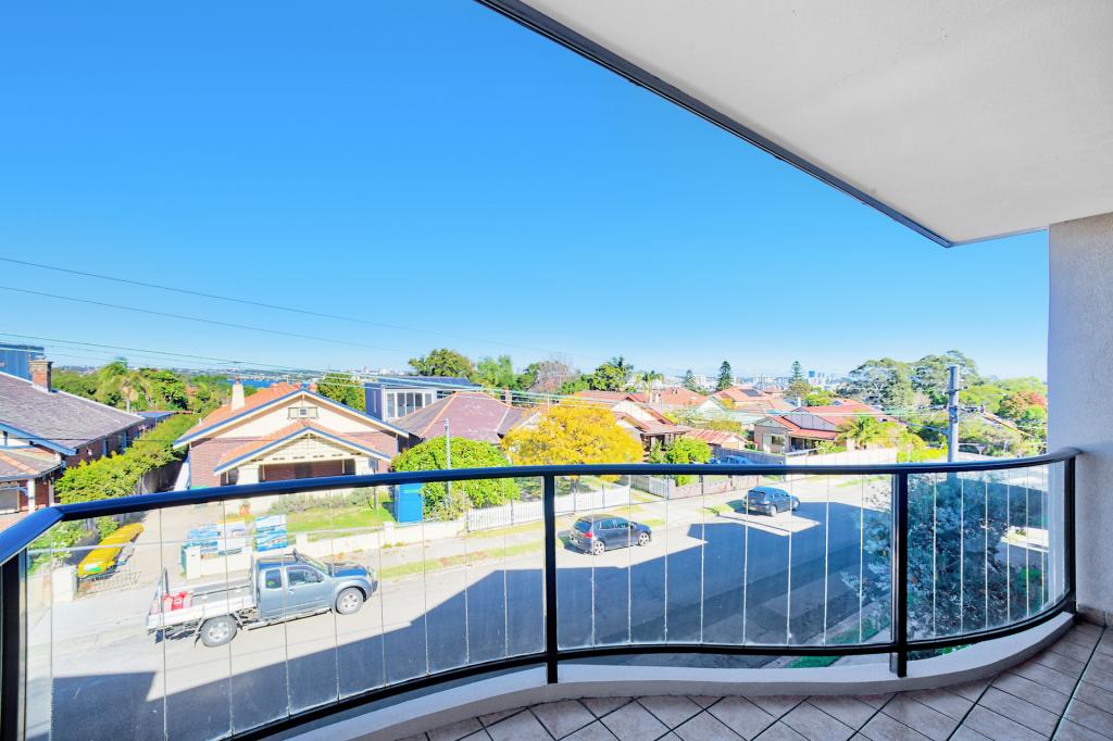 4/35 Ashburn Pl, Gladesville, NSW 2111