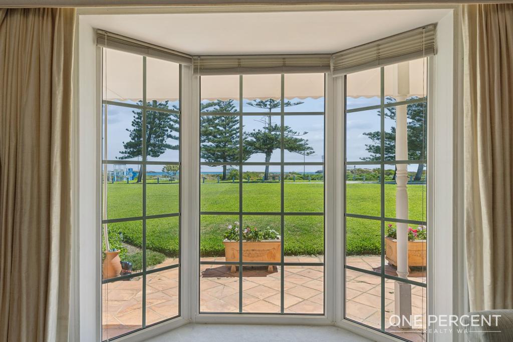 104a Arcadia Dr, Shoalwater, WA 6169