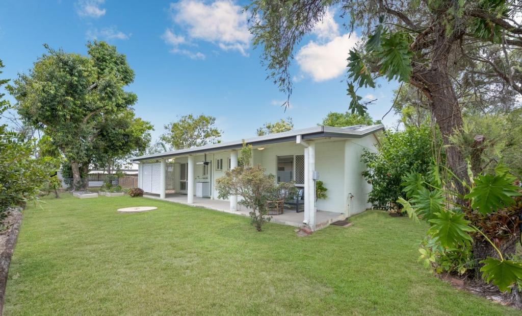 1 Fitzpatrick Ct, Balgal Beach, QLD 4816