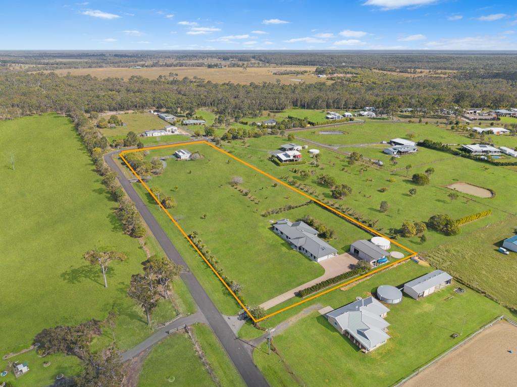 330 MOORABINDA DR, SUNSHINE ACRES, QLD 4655