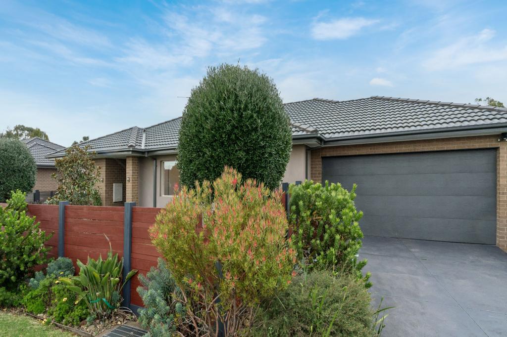 11 Mount Arthur Ave, Rosebud, VIC 3939