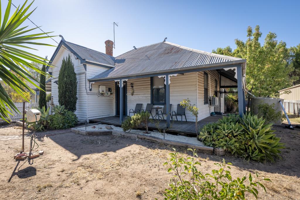 15 South St, Minyip, VIC 3392