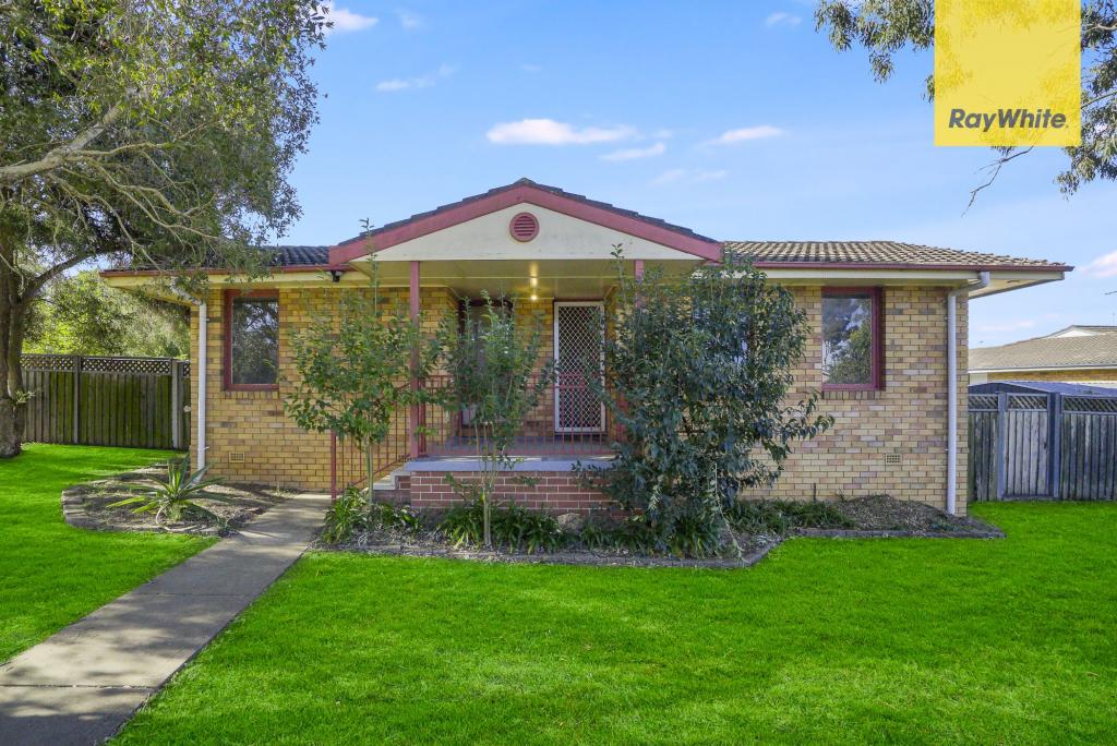 11 Creigan Rd, Bradbury, NSW 2560