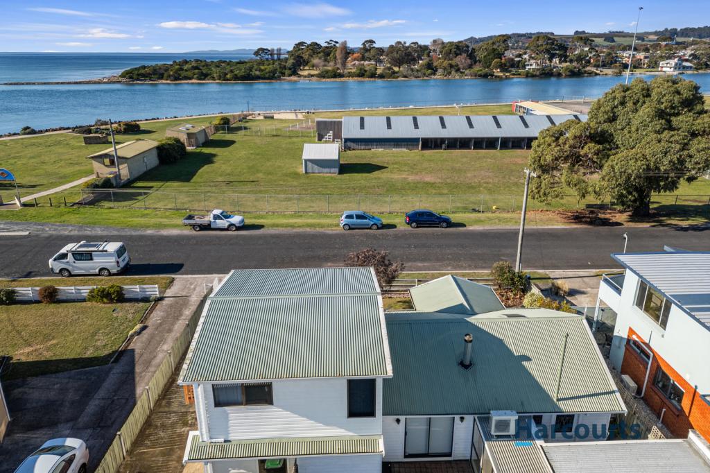 23 Esplanade, West Ulverstone, TAS 7315