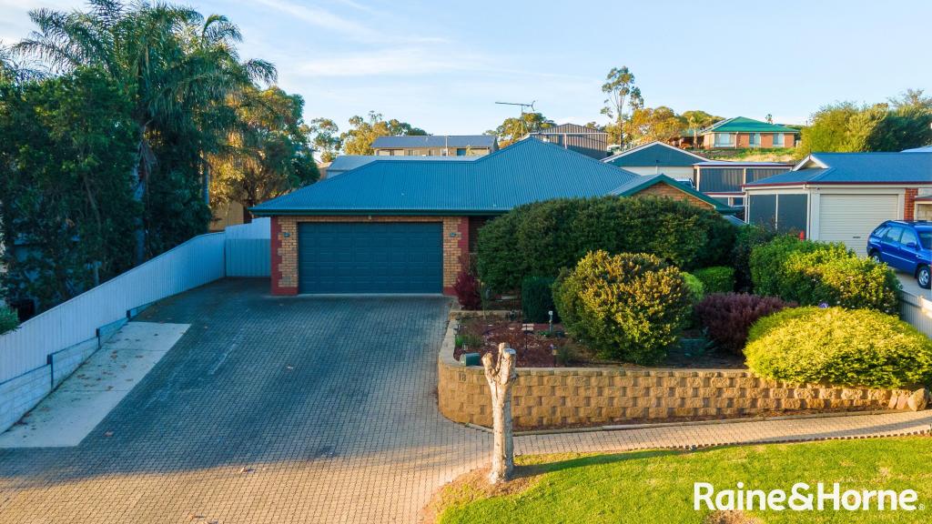 18 Thiele Rd, Murray Bridge East, SA 5253